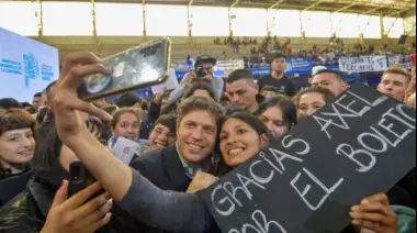 Kicillof anunció el Boleto Estudiantil Terciario Gratuito: Un beneficio para más de  273.000 estudiantes bonaerenses