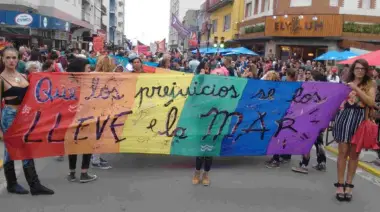 Marchas en todo el país por el discurso de odio de Javier Milei en Davos