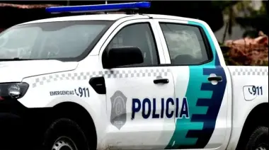 Violento asalto en el barrio Arce: Irrumpieron en una casa, golpearon a un matrimonio y huyeron sin robar