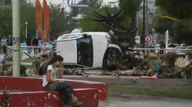 "La reconstrucción costará no menos de 400 mil millones": El drama de una ciudad golpeada por la inundación