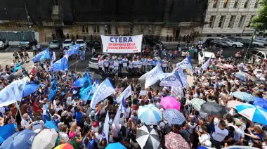 El turno de los docentes: Movilizaciones en todo el país en reclamo de aumentos salariales