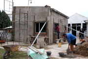 Obras en escuelas de San Cayetano: Preparan un aula especial para chicos dentro del espectro autista