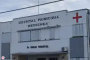 Misterioso ataque a balazos: Un hombre herido ingresó al hospital, pero se negó a denunciar el hecho