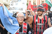 Jubilados y barrabravas contra la policía este miércoles en el Congreso